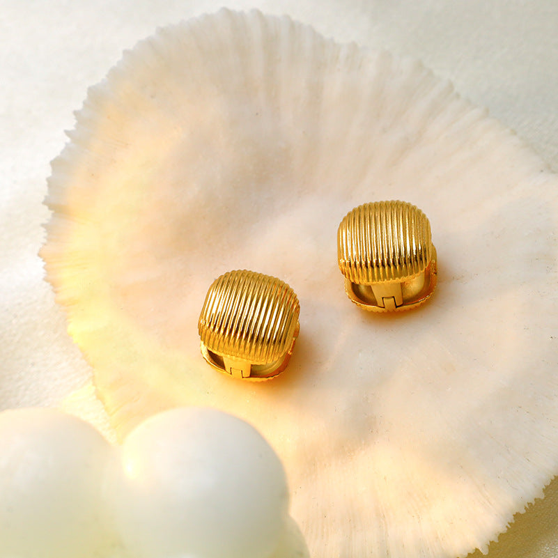 Gold-Plated Ribbed Huggie Hoop Earrings (Chunky Clip-Lock Style)