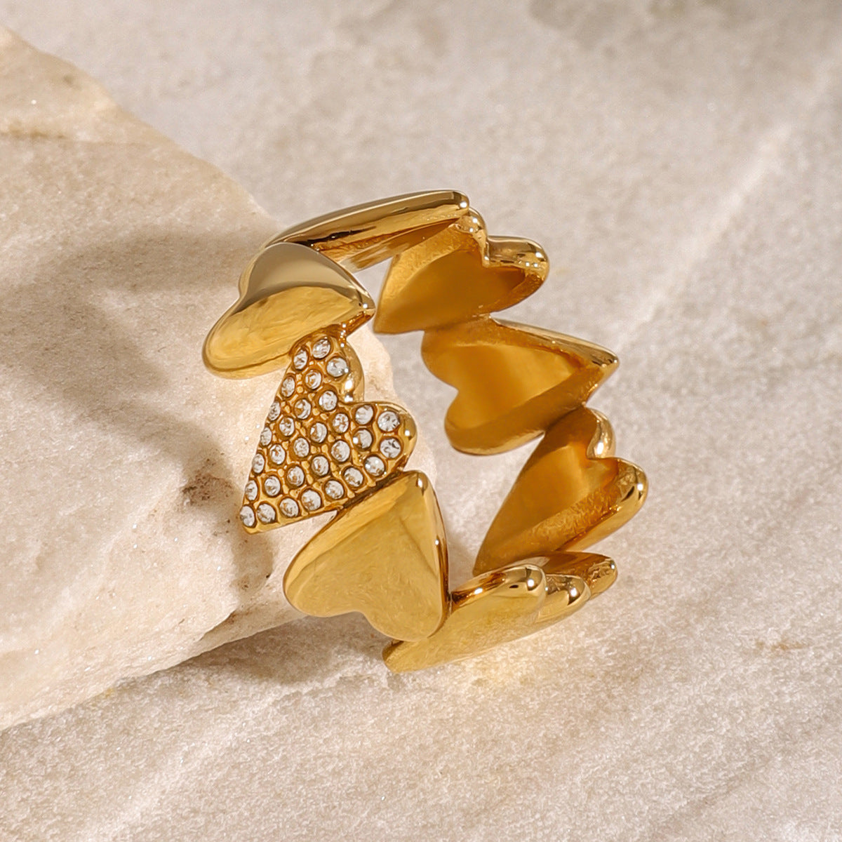 Ciel Diamond Hearts Ring