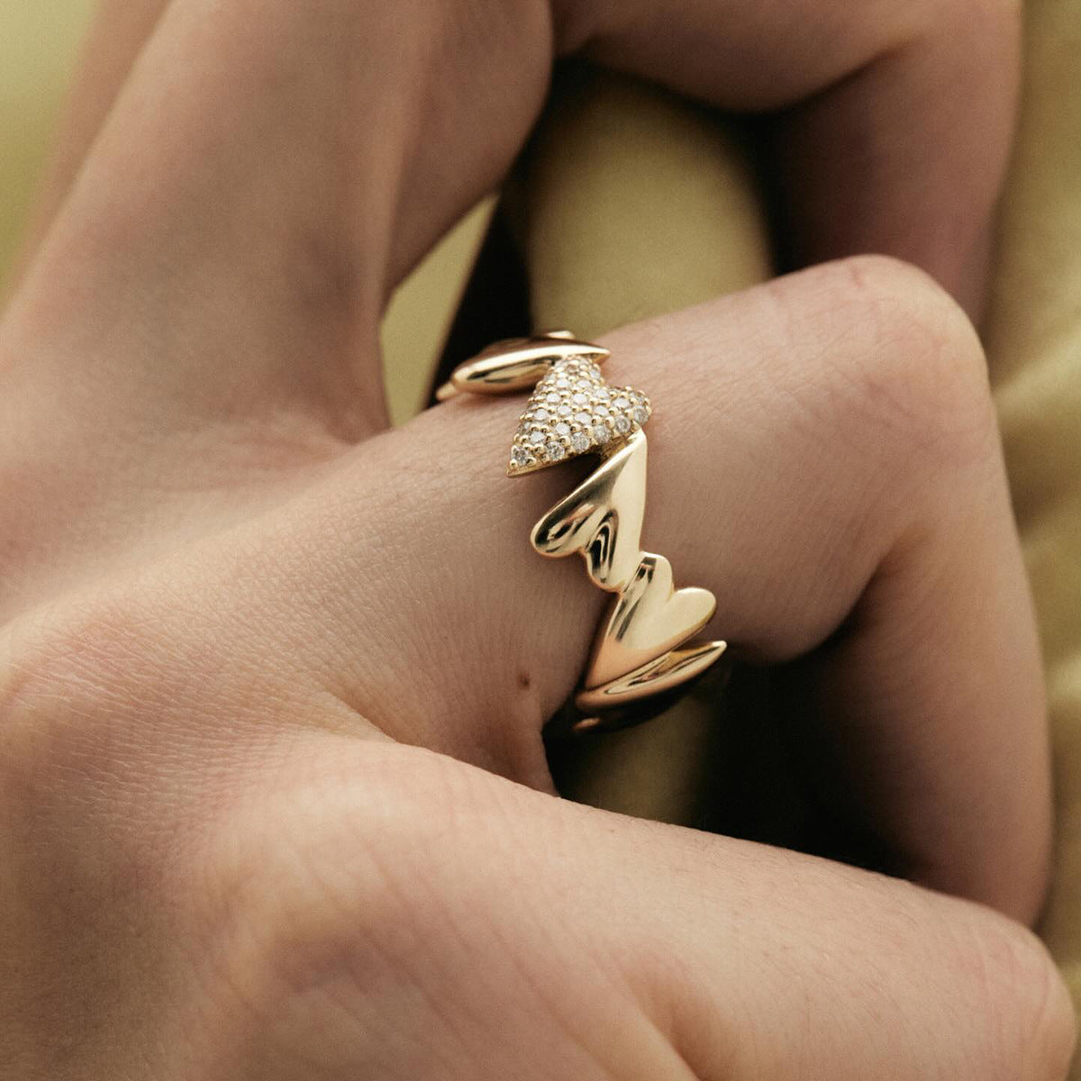 Ciel Diamond Hearts Ring