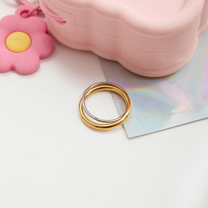 Solène Loop Ring