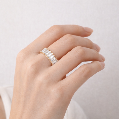 Dainty Baguette Zircon Ring